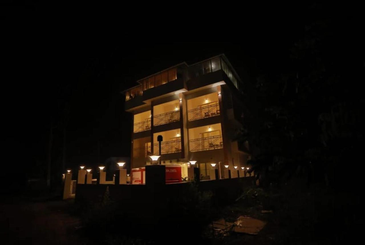 Iceberg Hill View Resort Munnar Bagian luar foto